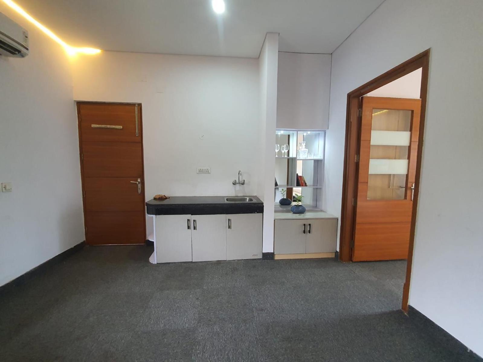 Mallenzo Suites Dlf Phase 1 Gurgaon Ngoại thất bức ảnh